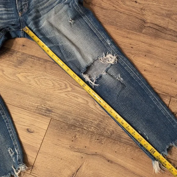 Mossy Vintage Jeans, distressed raw ham, size 27